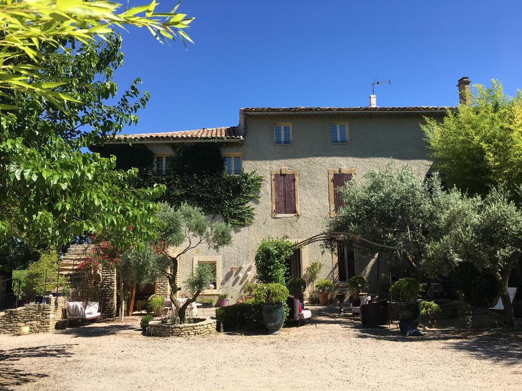 Le Mas Des Armouriers Violes Exterior photo
